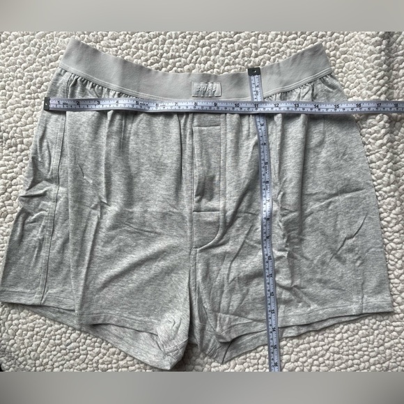 Skims Boyfriend Loose Boxer Light Heather Grey Small | NWT - Picture 11 of 16
